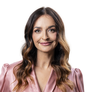 Mgr. Veronika Pázmányová 